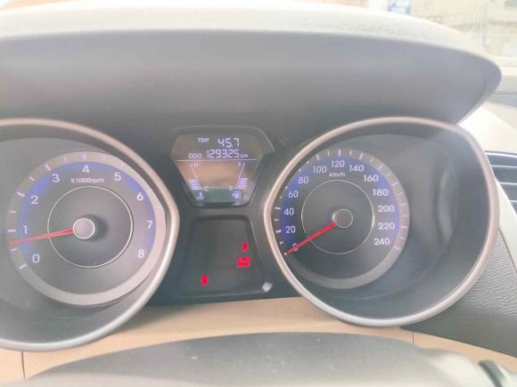 [深圳·粤P] 二手现代朗动2012款 1.6L 手动时尚型