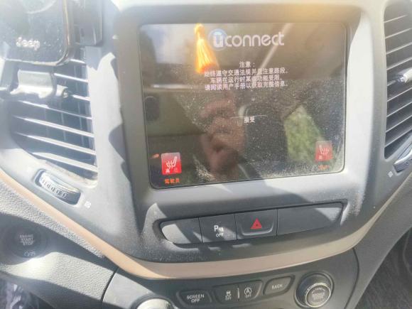 [上海·沪A] 二手Jeep自由光2016款 2.4L 领先智能版