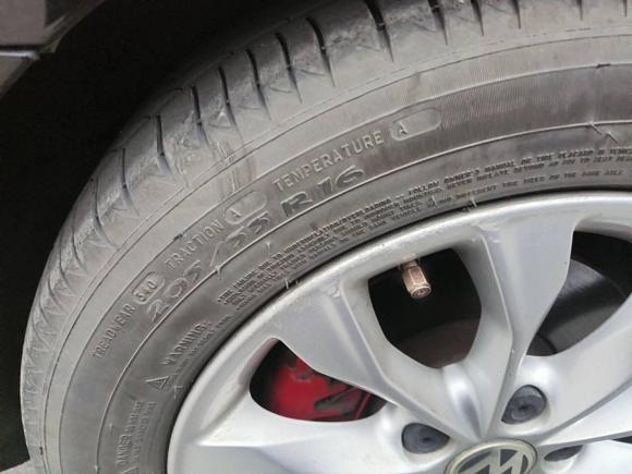 [武汉·鄂A] 二手大众高尔夫2010款 1.4TSI 手动舒适型