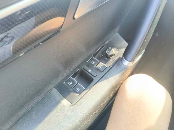 [金华·皖R] 二手大众迈腾2015款 改款 1.8TSI 豪华型