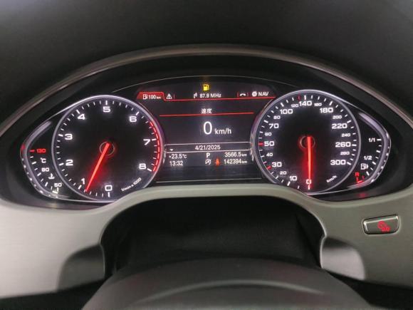 [上海·沪G] 二手奥迪奥迪A82013款 A8L 45 TFSI quattro舒适型