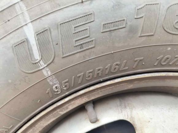 [苏州·苏E] 二手依维柯依维柯得意2017款 2.5T A35客车5-7座47Z5