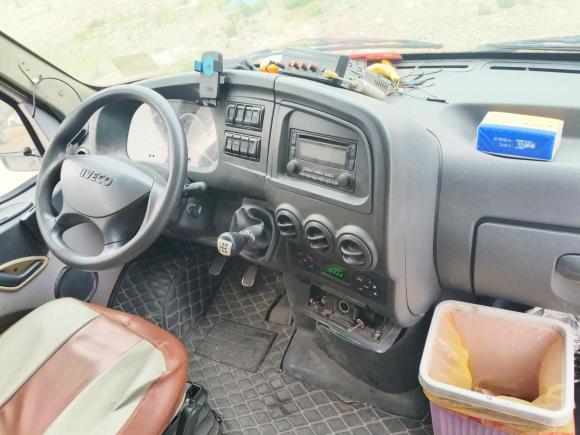 [台州·浙B] 二手依维柯依维柯褒迪2013款 3.0T-A42 客运高顶F1C