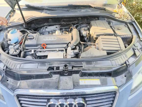 [青岛·黑E] 二手奥迪奥迪A32013款 Sportback 30 TFSI 舒适型