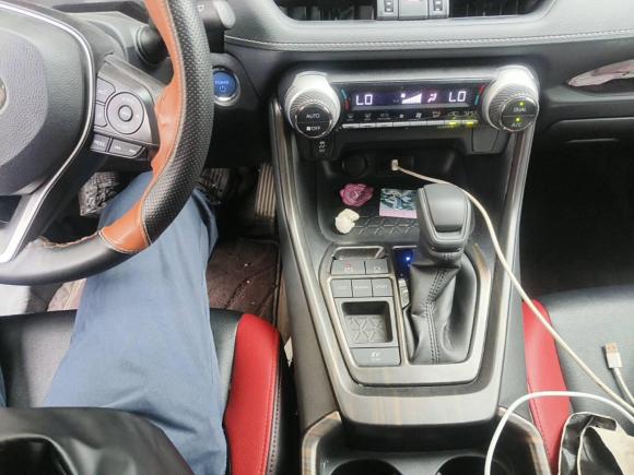 [义乌·浙G] 二手丰田RAV4荣放2020款 双擎  2.5L E-CVT两驱精英版