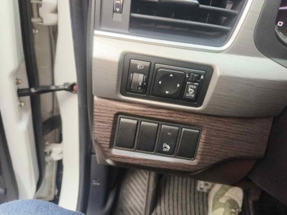 [深圳·粤B] 二手东风风行景逸X62017款 劲享系列 1.5T CVT尊贵型