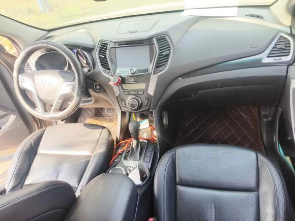 [南昌·赣A] 二手现代胜达2013款 2.4L 自动两驱智能型