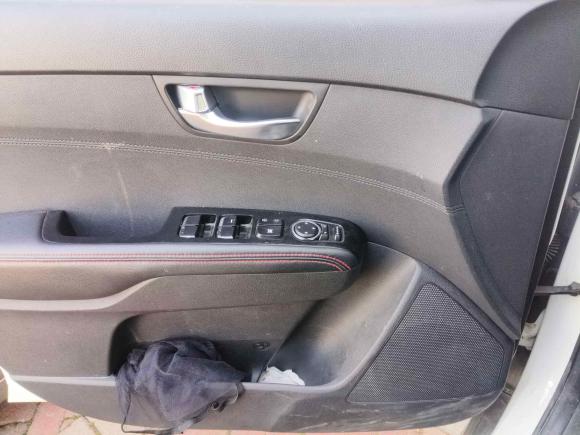 [青岛·鲁B] 二手起亚KX3傲跑2015款 1.6T 自动两驱PRM