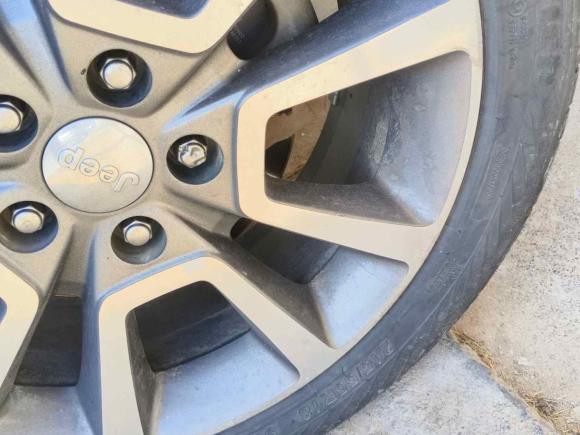 [广州·粤A] 二手Jeep指南者2014款 2.4L 四驱豪华版