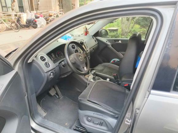 [上海·沪A] 二手大众途观2010款 2.0TSI 自动四驱旗舰版