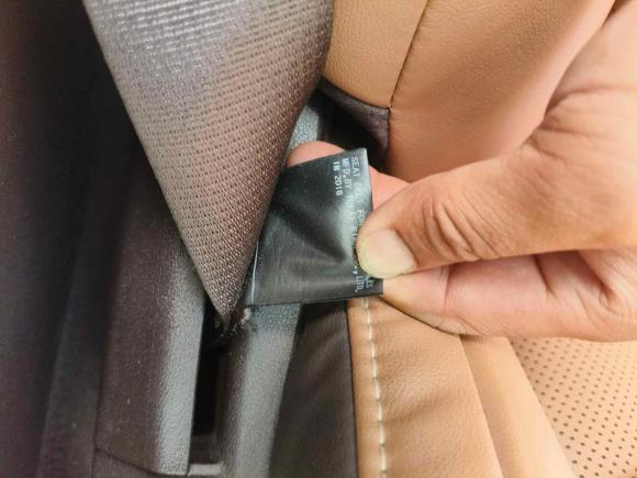 [南昌·赣A] 二手雷克萨斯雷克萨斯ES2017款 300h Mark Levinson舒适版