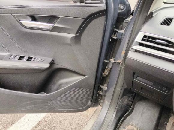 [西安·陕A] 二手比亚迪比亚迪e22021款 舒适型