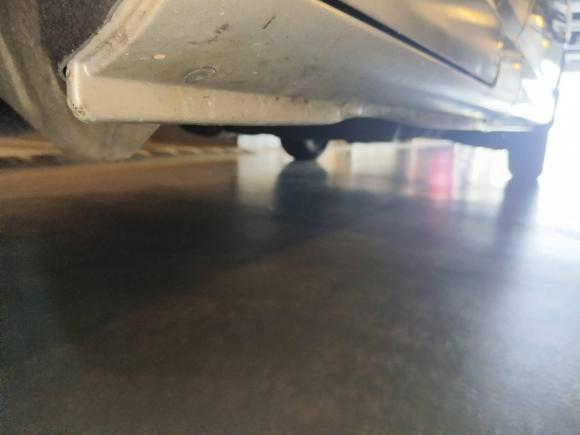 [南京·苏A] 二手金杯阁瑞斯2014款 2.4L标准型长轴9座4RB2