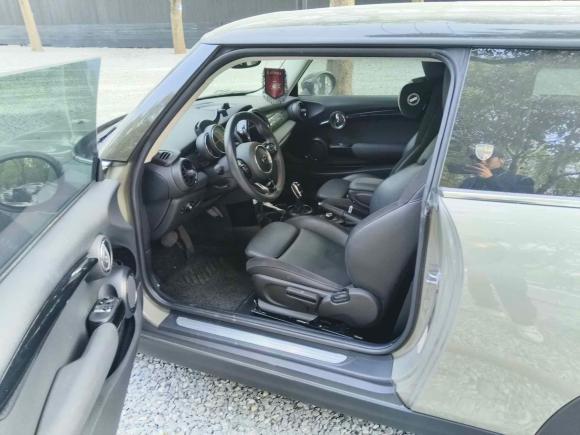 [上海·粤F] 二手MINIMINI2018款 1.5T COOPER 艺术家