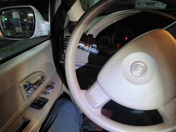 [上海·沪N] 二手别克别克GL82014款 2.4L 经典版