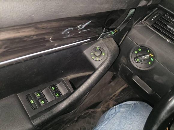 [苏州·苏E] 二手斯柯达明锐2018款 TSI280 DSG旗舰版