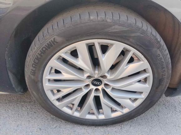 [西安·陕J] 二手奥迪奥迪A82011款 A8L 3.0 TFSI quattro舒适型(213kW)