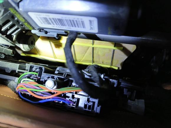 [上海·沪A] 二手沃尔沃沃尔沃V602017款 Cross Country T5 AWD 国VI