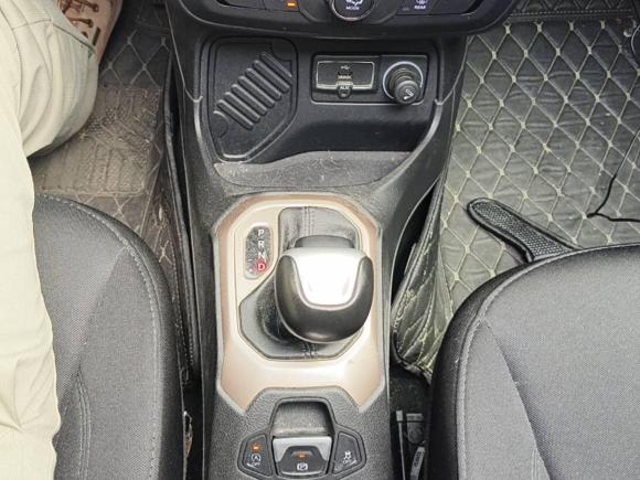 [无锡·苏B] 二手Jeep自由侠2018款 互联大屏版 180T 自动高能版