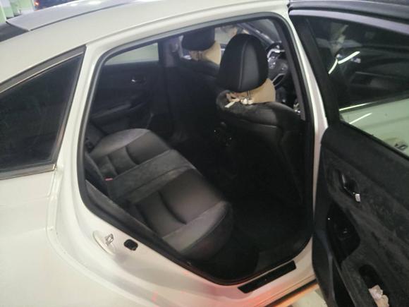 [南昌·赣A] 二手本田思铂睿2017款 2.0L 经典版