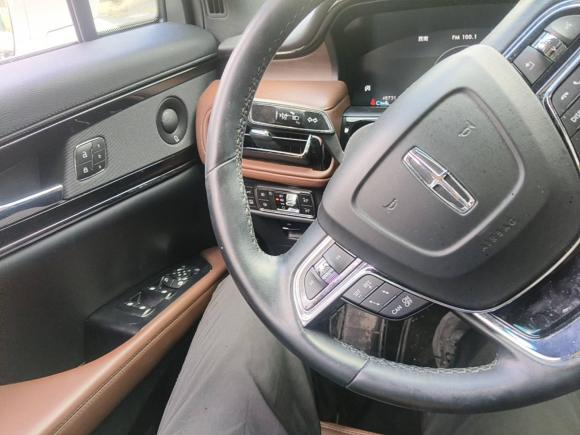 [上海·沪D] 二手林肯航海家2021款 2.0T 四驱尊雅版