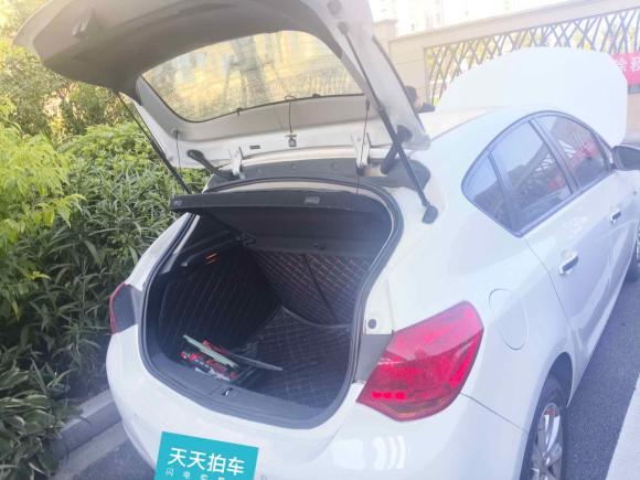 [杭州·豫S] 二手别克英朗2013款 XT 1.6L 自动时尚版