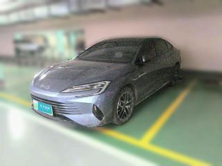 比亚迪海豹2023款 DM-i 1.5T 121km 尊荣型