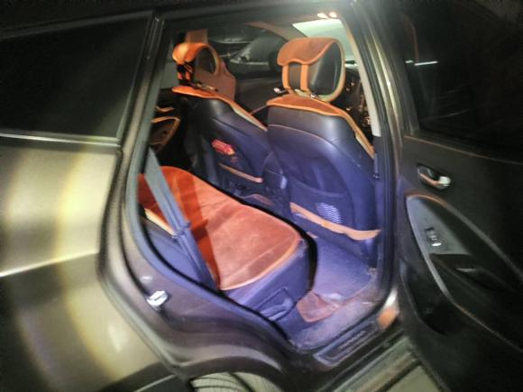 [济南·鲁A] 二手现代胜达2013款 2.4L 自动两驱智能型