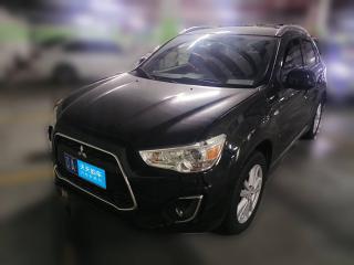 三菱劲炫ASX2013款 2.0L CVT四驱旗舰版