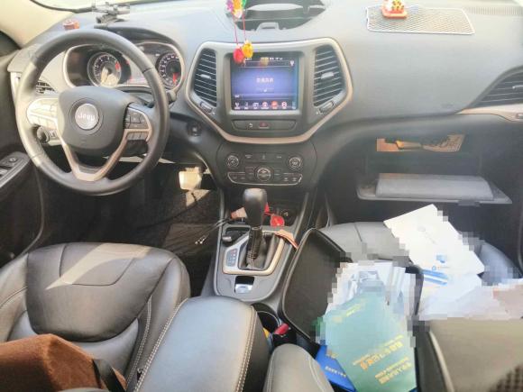 [上海·蒙A] 二手Jeep自由光2016款 2.0L 优越版