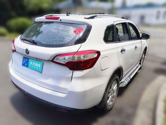 [上海·沪C] 二手启辰启辰T702016款 1.6L 手动睿行版