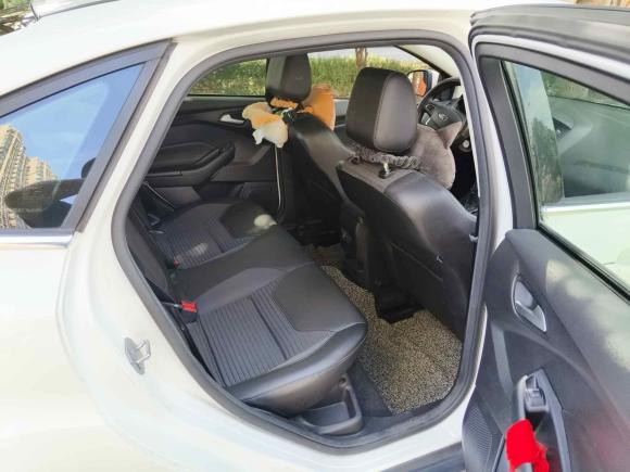 [无锡·苏B] 二手福特福克斯2015款 三厢 EcoBoost 180 自动精英型