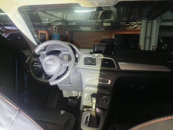 [杭州·浙A] 二手奥迪奥迪Q32016款 35 TFSI 时尚型