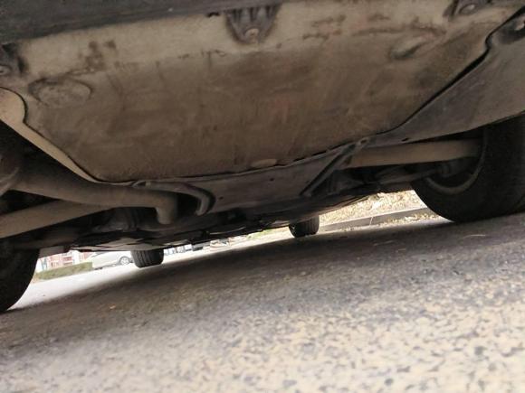 [青岛·鲁U] 二手奥迪奥迪A4L2010款 2.0 TFSI 标准型