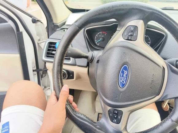 [南通·苏E] 二手福特福睿斯2015款 1.5L 自动时尚型