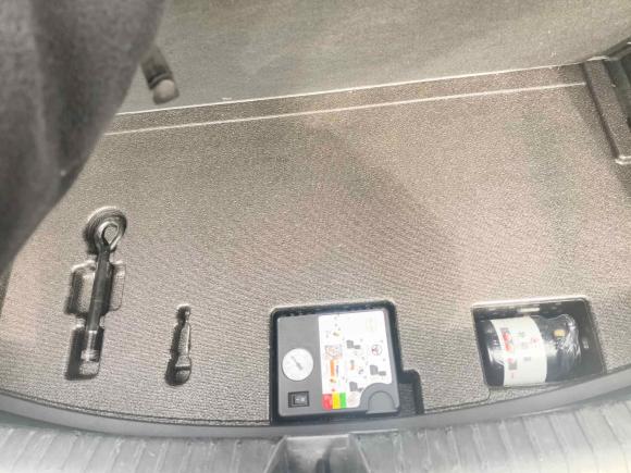 [上海·沪A] 二手比亚迪汉2024款 EV 荣耀版 506KM前驱尊贵型