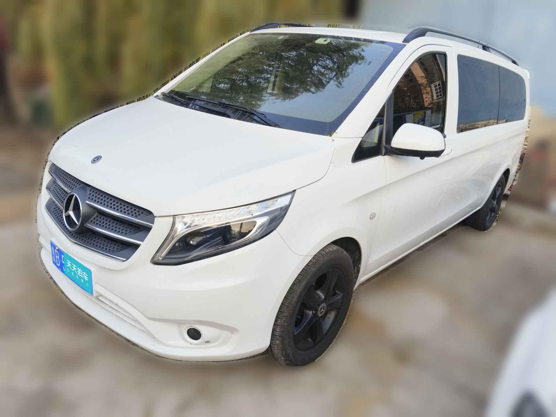 [青岛·鲁B] 奔驰威霆2018款 2.0T 精英版 7座 国VI