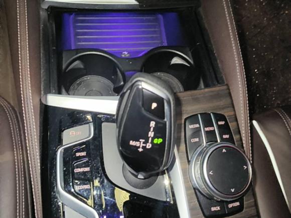 [杭州·浙A] 二手宝马宝马5系2018款 530Li 领先型 豪华套装