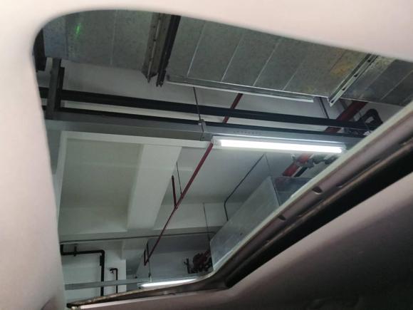 [上海·沪A] 二手荣威荣威i6新能源2017款 45T 混动互联智享版