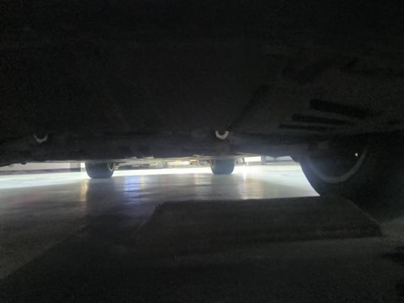 [武汉·鄂A] 二手奔驰奔驰EQS SUV2023款 450 4MATIC 先锋版