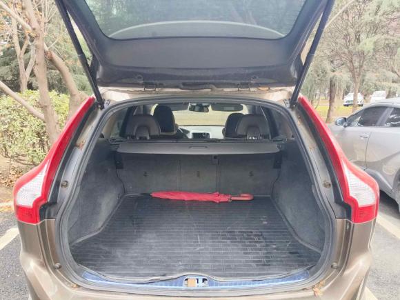 [西安·陕A] 二手沃尔沃沃尔沃XC602017款 T5 AWD 智远版