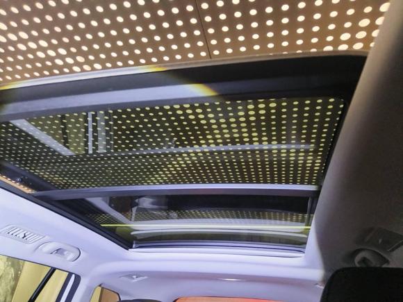 [上海·沪F] 二手荣威荣威RX82018款 30T 智联网两驱至尊版