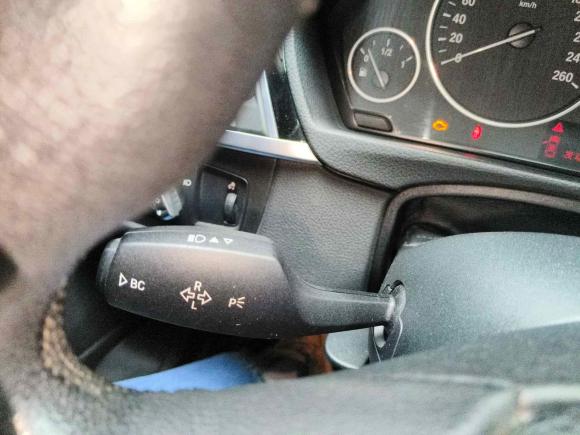 [广州·粤M] 二手宝马宝马3系2017款 320Li 时尚型