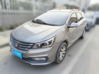 宝骏宝骏310W2017款 1.5L 手动时尚型 国VI「苏州二手车」「天天拍车」