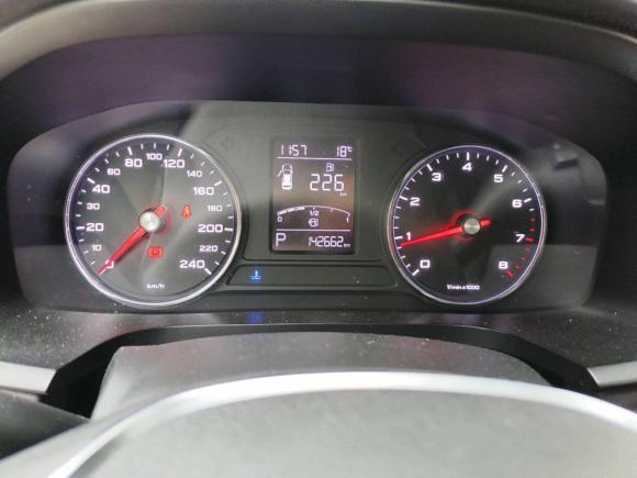 [上海·沪C] 二手荣威荣威i62018款 20T 自动旗舰版