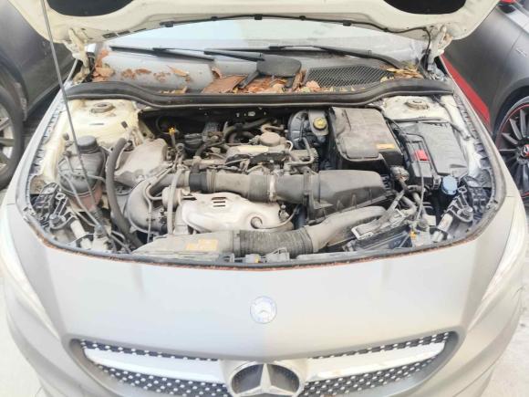 [上海·苏E] 二手奔驰奔驰CLA2016款 CLA 220 4MATIC