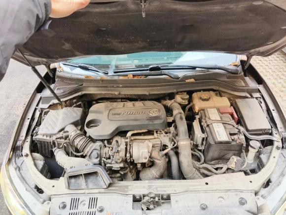 [广州·粤A] 二手别克英朗2015款 18T 双离合豪华型