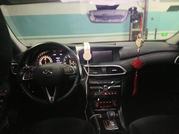 [无锡·苏B] 二手英菲尼迪英菲尼迪QX302017款 1.6T 两驱运动版