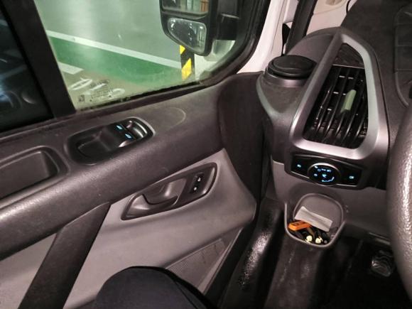 [杭州·浙B] 二手福特全顺2017款 2.0T柴油多功能商用车短轴低顶国V