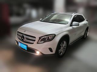 奔驰奔驰GLA2016款 GLA 200 动感型